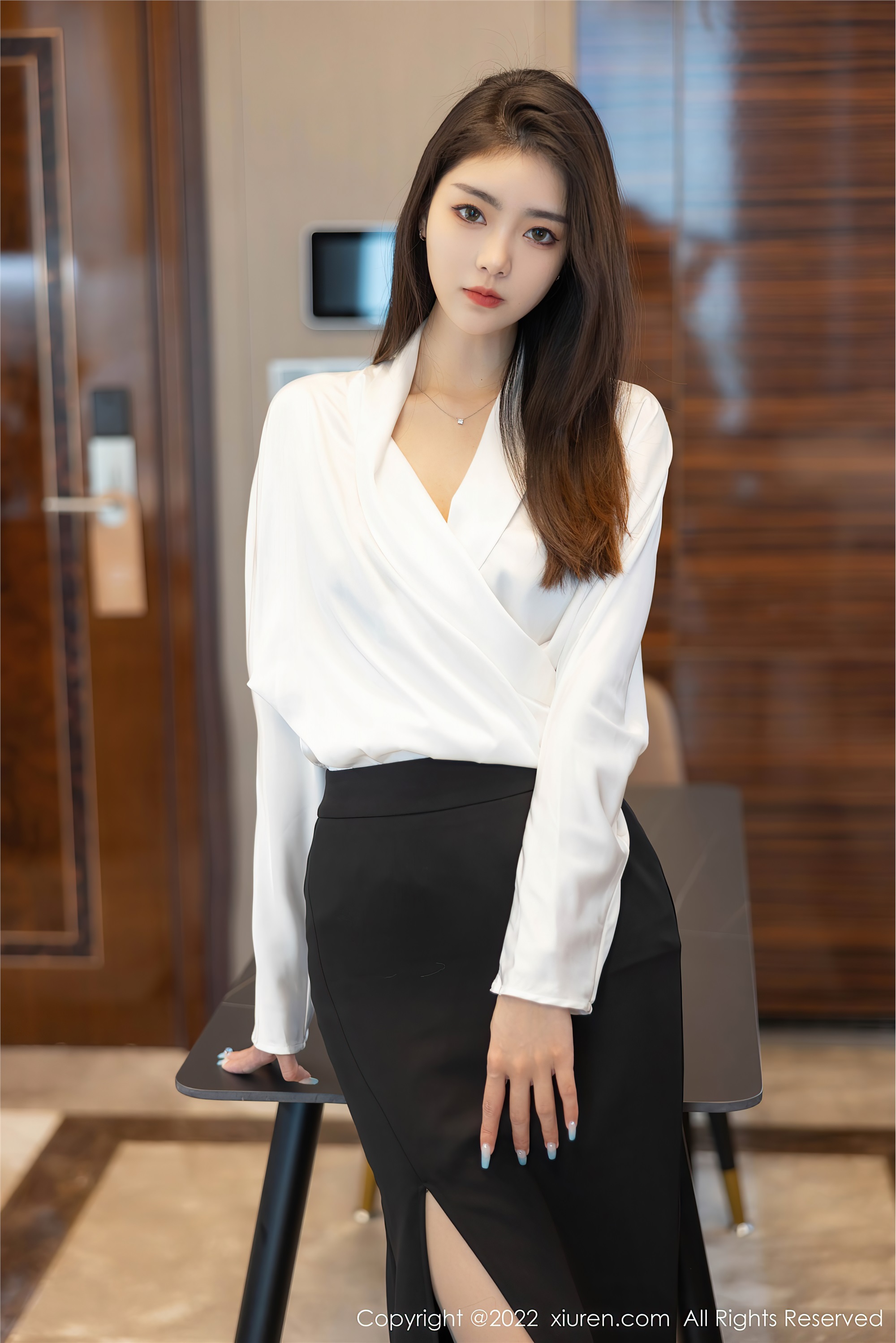 Xiuren秀人网 2022.04.14 NO.4869 可樂Vicky